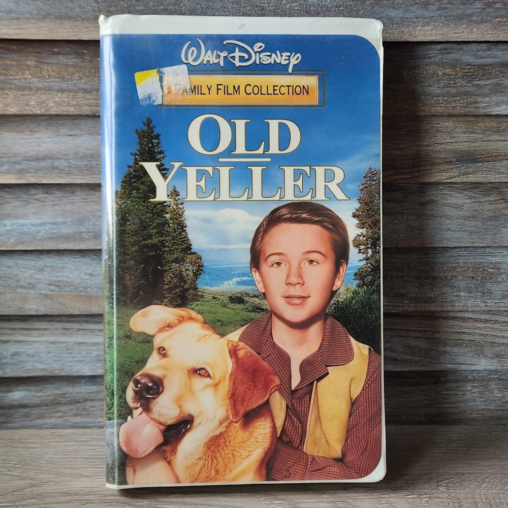 🔥 Old Yeller Classic Vhs Tape Family Movie